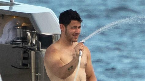 nick.jonas nipples|This Shirtless Nick Jonas Pic Has Fans Losing Their Minds